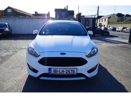 2018 Ford Focus - thumbnail 5