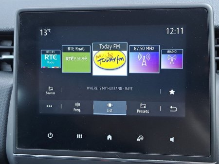 2020 Renault Clio - thumbnail 20