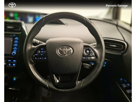 2020 Toyota Prius PRIUS LUXURY €23,995 thumbnail