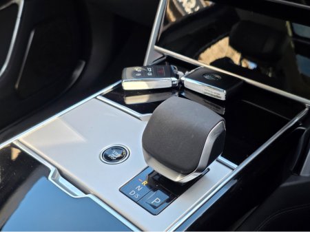 2025 Land Rover Range Rover - thumbnail 32