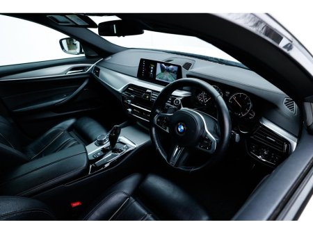 2017 BMW 5 Series - thumbnail 7