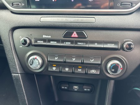 2021 Kia Sportage - thumbnail 14