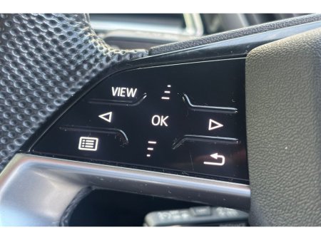 2023 Audi Q4 e-tron E-TRON S LINE 40 €32,137 thumbnail