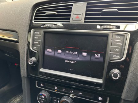 2016 Volkswagen Golf - thumbnail 10