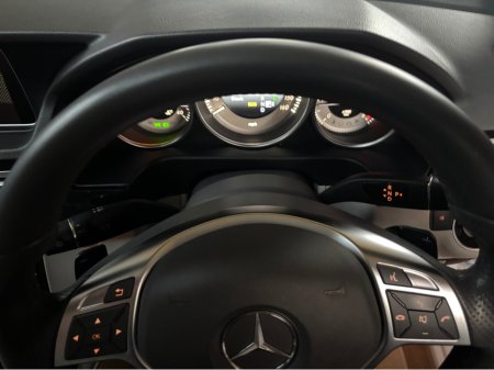 2016 Mercedes-Benz E Class - thumbnail 13