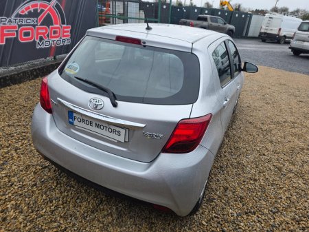 2015 Toyota Yaris 1.0 VVT-i 3Dr Sol €7,950