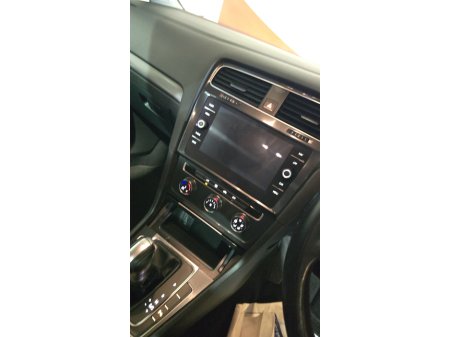 2018 Volkswagen Golf - thumbnail 19