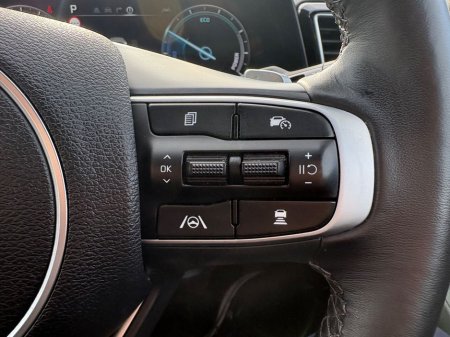2024 Kia Sportage Phev Anniversary 5DR *WARRANTY TILL 2031* *1 YEAR AA* Touch Screen Infotainment System, Lane Departure Warning, Rear Parking Sensors, €41,950 thumbnail