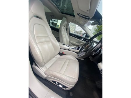 2017 Porsche Panamera - thumbnail 6