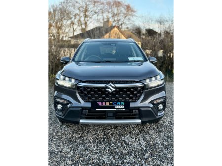 2025 Suzuki SX4 - thumbnail 3