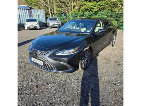 2023 Lexus ES 300 H ES300h Dynamic €43,950 thumbnail
