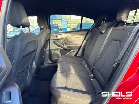 2023 Ford Focus - thumbnail 7