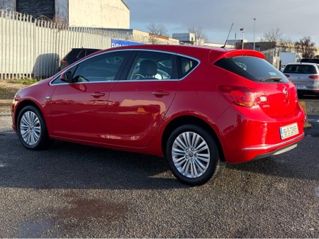 2015 Opel Astra - thumbnail 4