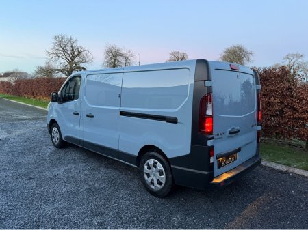 2022 Renault Trafic 2022 Renault Trafic 2.0 130 Business *As New * €19,950 thumbnail