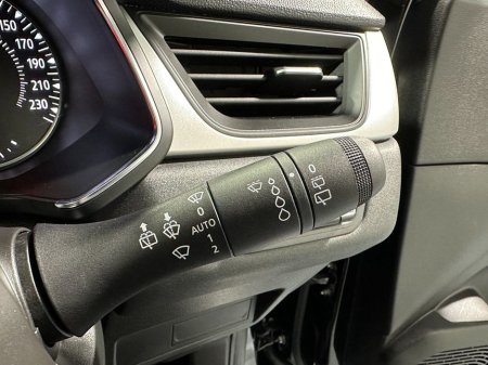 2022 Renault Captur Iconic Edition 1.0 Petrol 222 €17,250 thumbnail