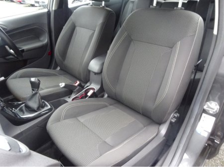 2016 Ford Fiesta TITANIUM 1.25 PETROL 60PS 5 DOOR LOW MILEAGE KEY 104 €9,950 thumbnail