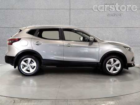 2021 Nissan Qashqai - photo 2