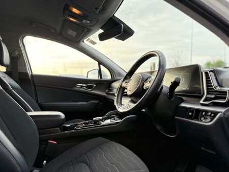 2023 Kia Sportage 1.6 K3 Hybrid €35,995 thumbnail