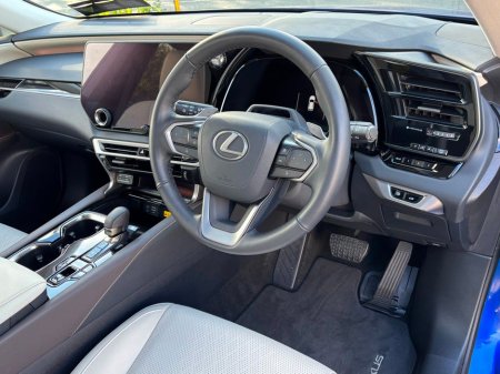 2025 Lexus RX 450h+ F-SPORT PAN ROOF IVORY LEATHER €79,995 thumbnail