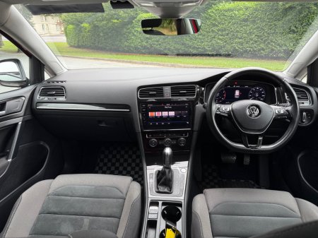 2018 Volkswagen Golf - thumbnail 13