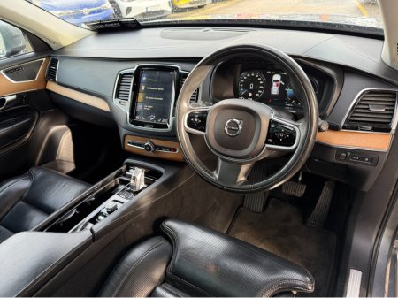 2018 Volvo XC90 - thumbnail 16