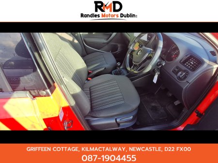 2015 Volkswagen Polo TRENDLINE 1.0 60HP MANUAL 5SPEED 5DR €9,600 thumbnail