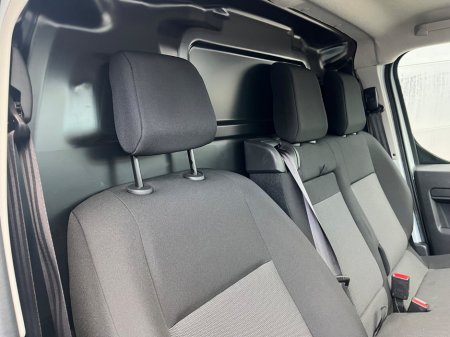 2024 Peugeot Expert - thumbnail 8