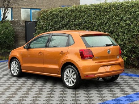2017 Volkswagen Polo ORIGINAL EDITION 1.2 TSI AUTO // HEATED SEATS // REVERSE CAMERA // 16" MULTISPOKE ALLOYS €13,900 thumbnail