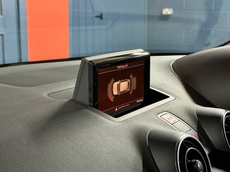 2017 Audi A1 - thumbnail 5