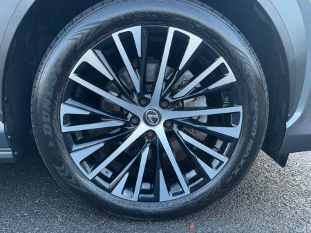 2024 Lexus RZ 450 E PREMIUM PAN ROOF €45,995 thumbnail