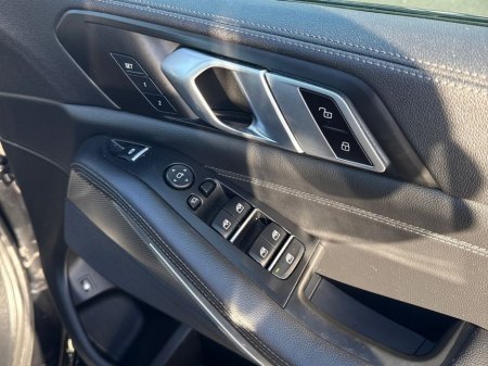 2022 BMW X5 xDrive45e M Sport €65,950 thumbnail