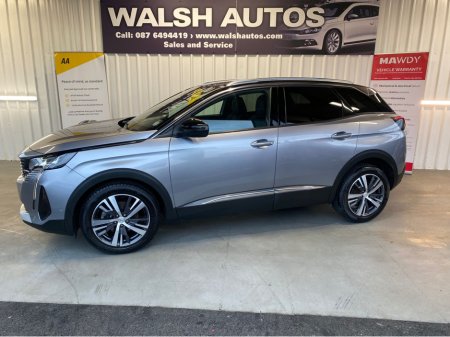 2023 Peugeot 3008 - thumbnail 4