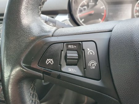 2018 Opel Corsa - thumbnail 15