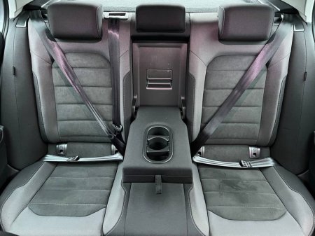 2018 Volkswagen Golf HIGHLINE 1.4 TSI // FULL SERVICE HISTORY // DIGITAL CLUSTER // DIAMOND CUT ALLOYS €19,900 thumbnail