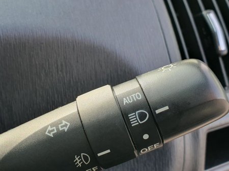 2016 Toyota Prius+ - thumbnail 15