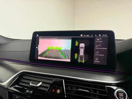 2023 BMW 5 Series - thumbnail 17