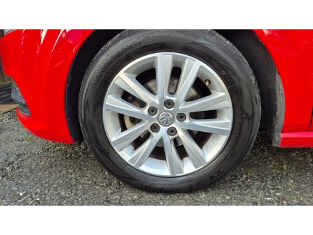 2017 Volkswagen Polo 1.2 DSG AUTOMATIC €12,450 thumbnail