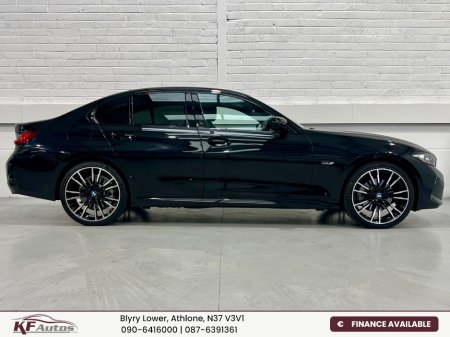 2023 BMW 3 Series - thumbnail 5