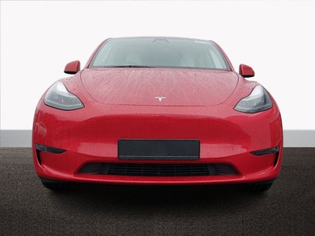 2022 Tesla Model Y Long-Range Dual Motor AWD €31,950 thumbnail