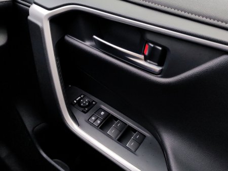 2023 Toyota Rav4 2.5 Hybrid Sol 2WD €38,950 thumbnail