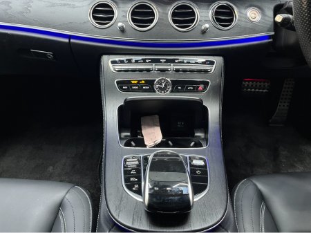 2018 Mercedes-Benz E Class 2018 MERCEDES-BENZ E350E AVANTGARDE SPORTS 2.0 AUTOMATIC / CRUISE CONTROL / 360° PARKING CAMERA / ELECTRIC MEMORY & HEATED SEATS / PADDLE SHIFTERS / PANORAMIC SUNROOF / HEATED REAR SEATS thumbnail