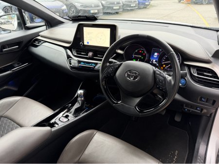 2023 Toyota C-HR HYBRID. .. #12 MONTH WARRANTY INCLUDED# .. FINANCE AVAILABLE €22,750 thumbnail