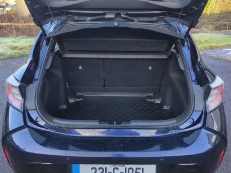 2023 Toyota Corolla FRESH SELECTION OF TRADE-INS COROLLA LUNA H/B 4DR AUTO €26,000 thumbnail