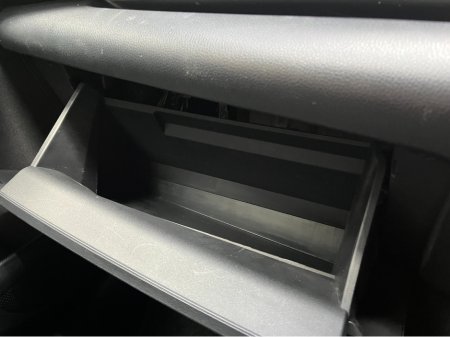 2021 Toyota Yaris - thumbnail 14