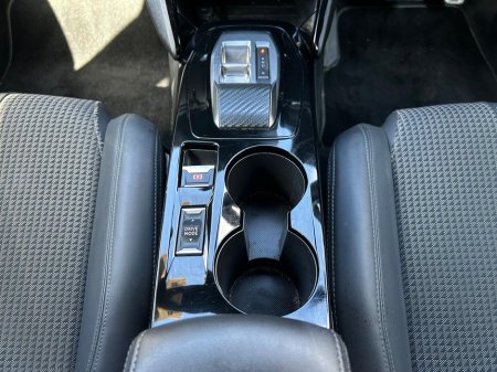 2023 Peugeot 2008 - thumbnail 24
