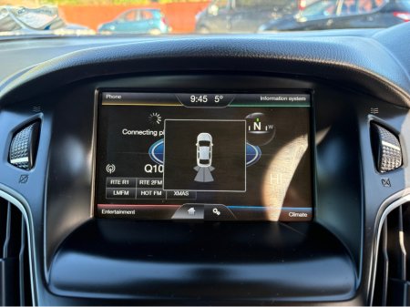 2015 Ford Focus - thumbnail 17