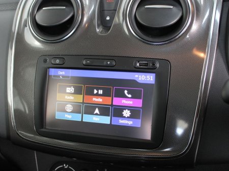 2017 Dacia Sandero 0.9tce (90) Laureate S/S 5DR €8,499 thumbnail