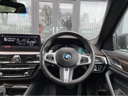 2021 BMW 5 Series - thumbnail 13