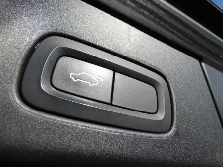 2019 Volvo V90 - thumbnail 18