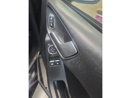 2019 Ford Fiesta ZETEC 1.1 85PS  5DR : FINANCE ARRANGED : €13,500 thumbnail